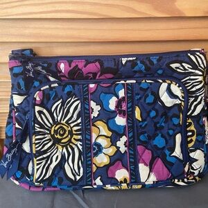 Pre Owned Vera Bradley Blue Floral & Cheetah Print Quilted Shoulder Purse
